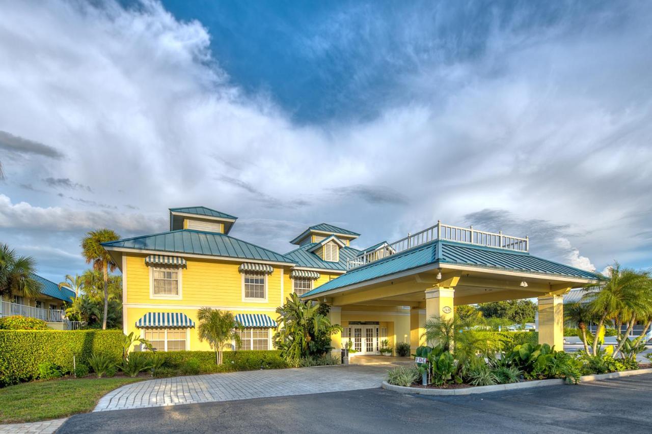 | Naples Garden Inn