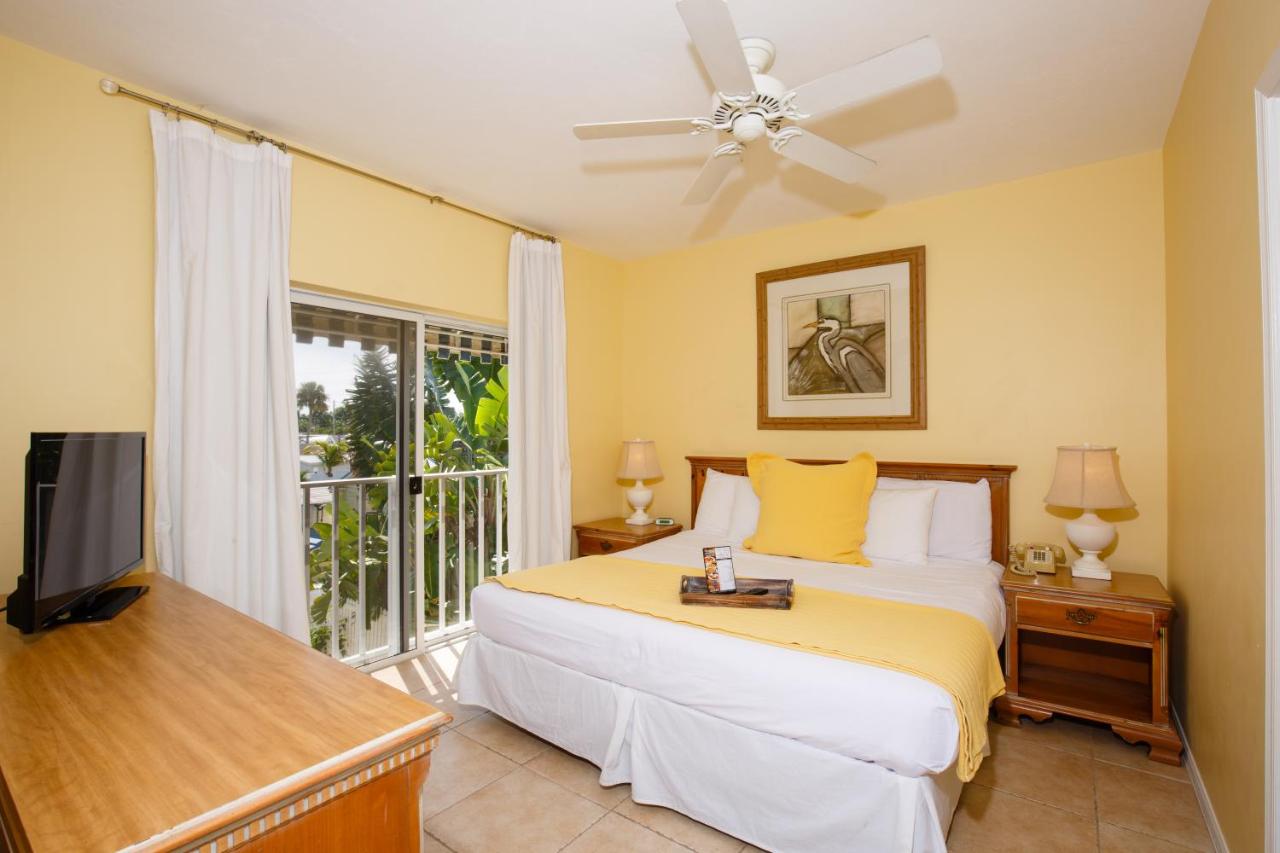  | Naples Garden Inn
