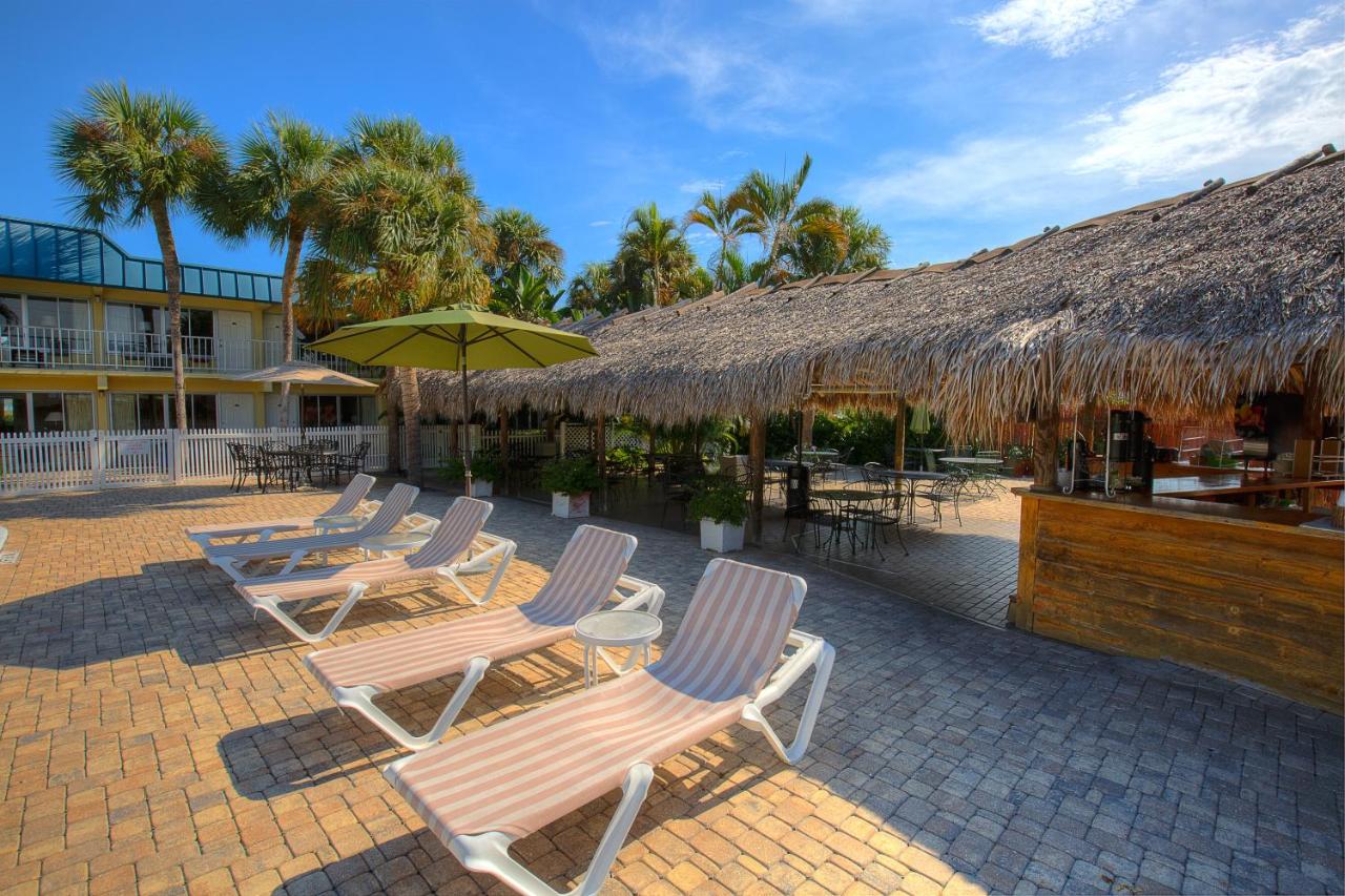 | Naples Garden Inn