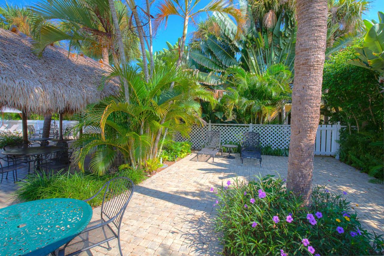 | Naples Garden Inn