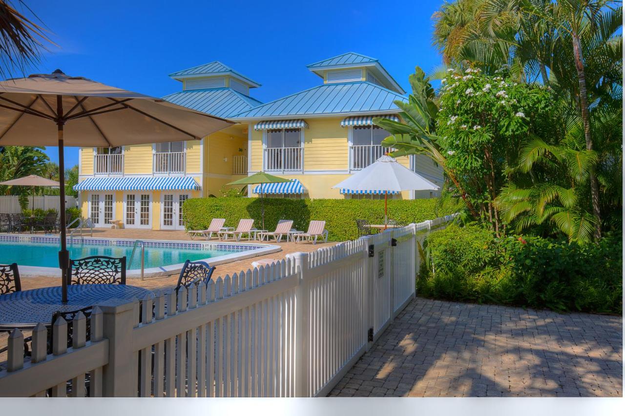 Deluxe Double Room at Naples Garden Inn