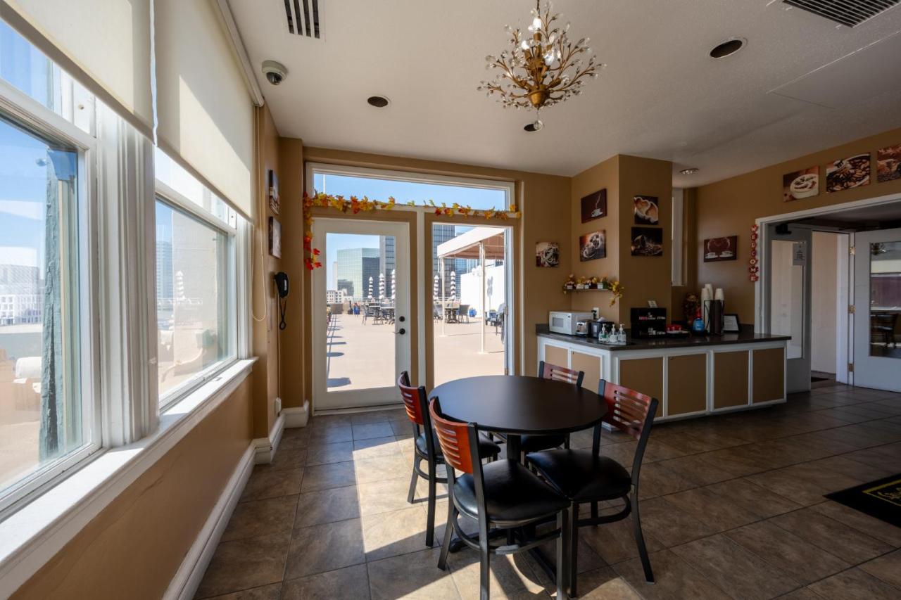 | Gaslamp Plaza Suites