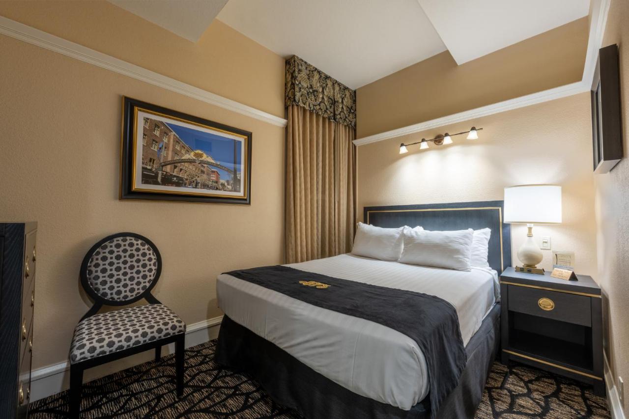 | Gaslamp Plaza Suites