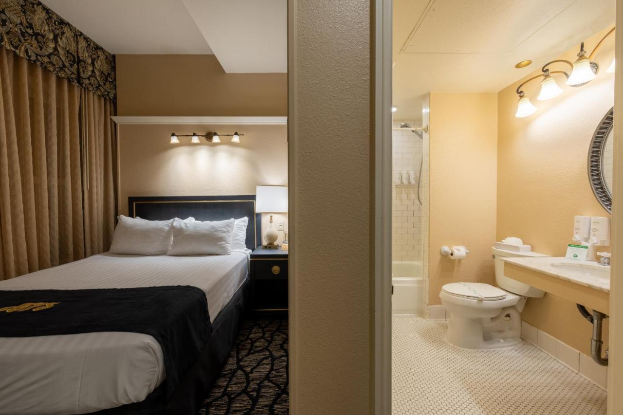 Room Selected at Check-In at Gaslamp Plaza Suites