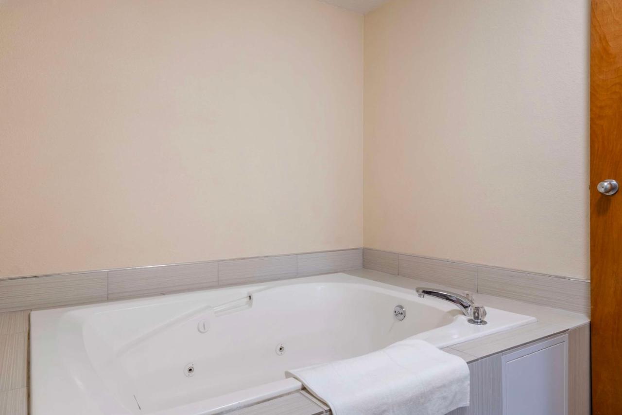 | Best Western Campbellsville Inn