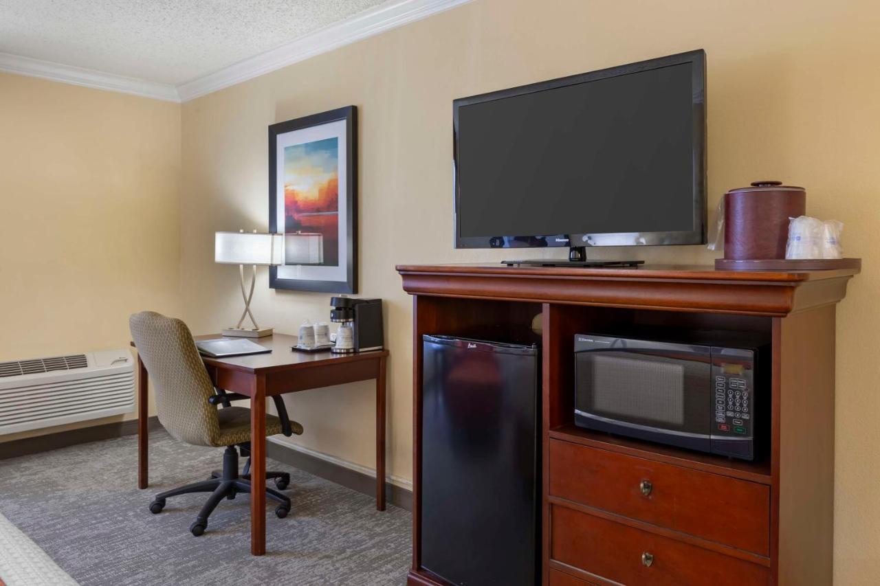 | Best Western Plus Burlington