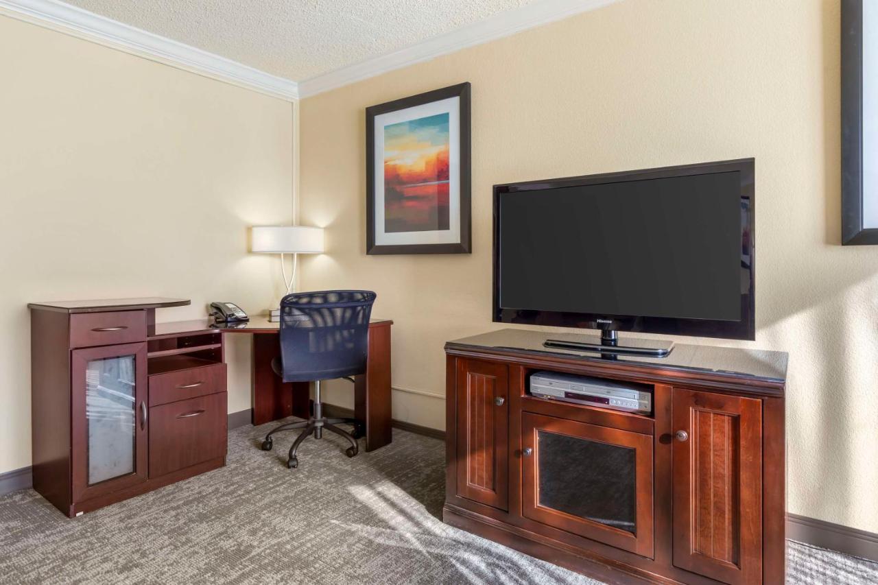 | Best Western Plus Burlington