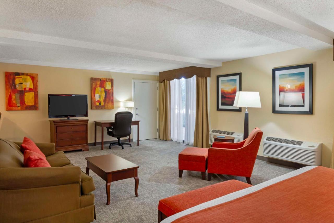 | Best Western Plus Burlington