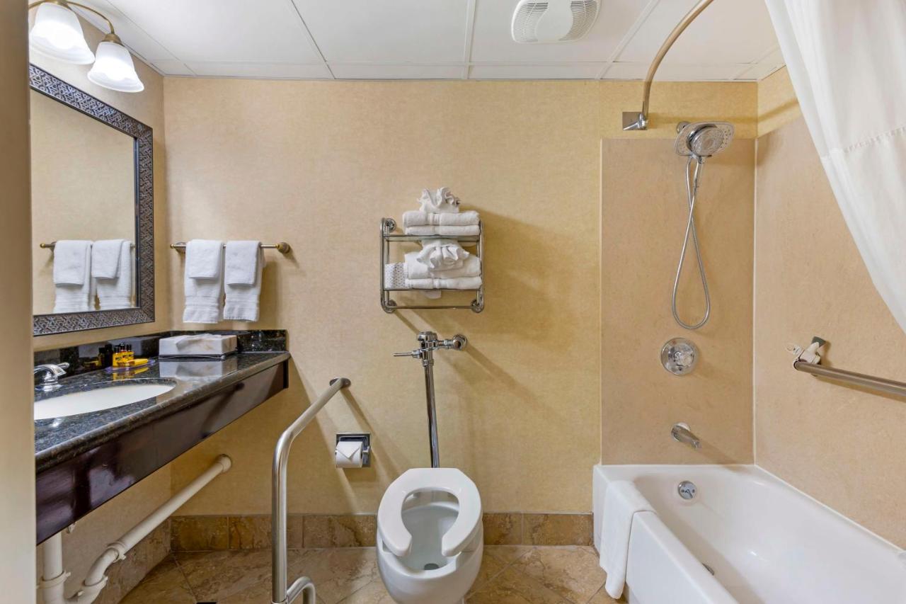 | Best Western Plus Burlington