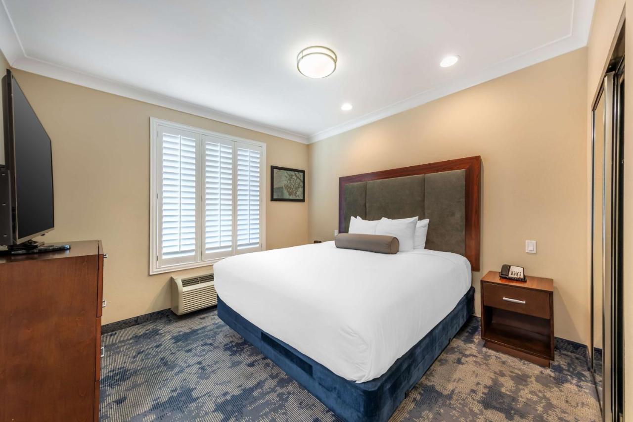 | Best Western Plus Avita Suites