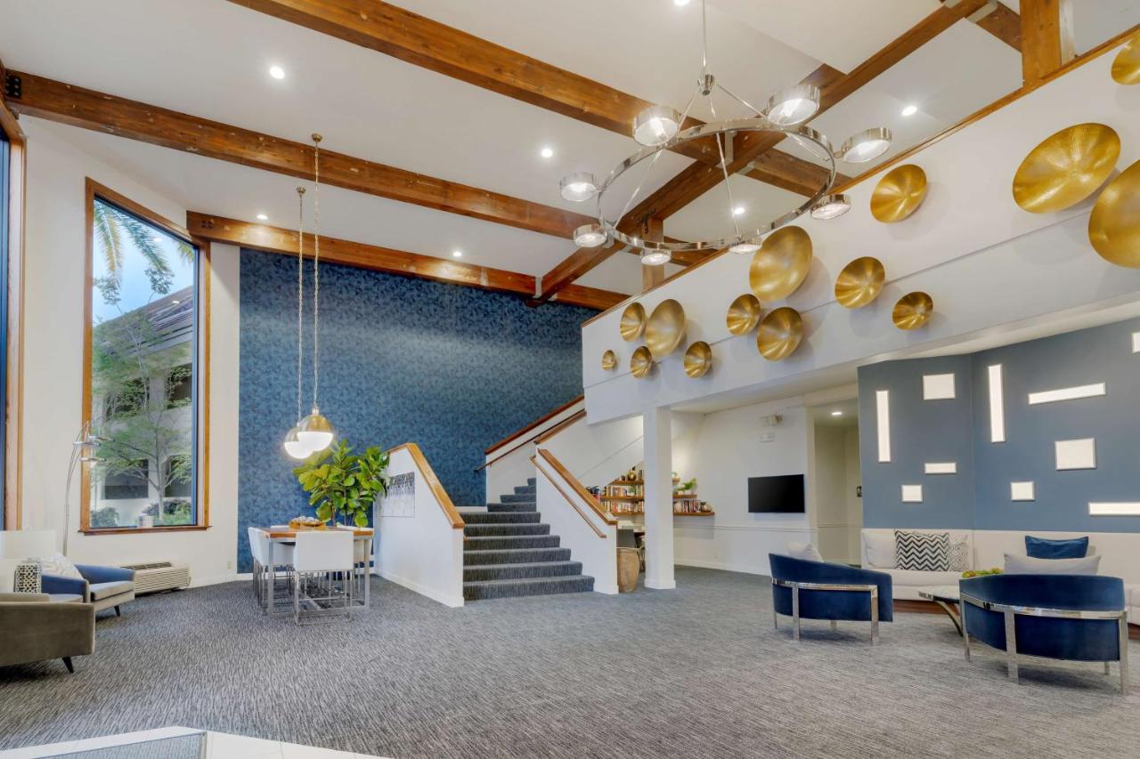 | Best Western Plus Novato Oaks Inn