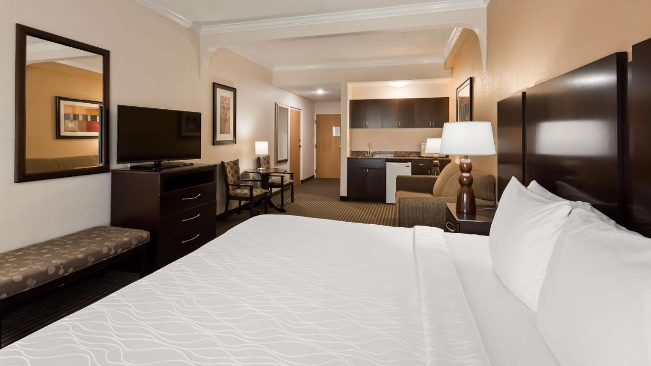 | Best Western Plus Ambassador Suites Venice