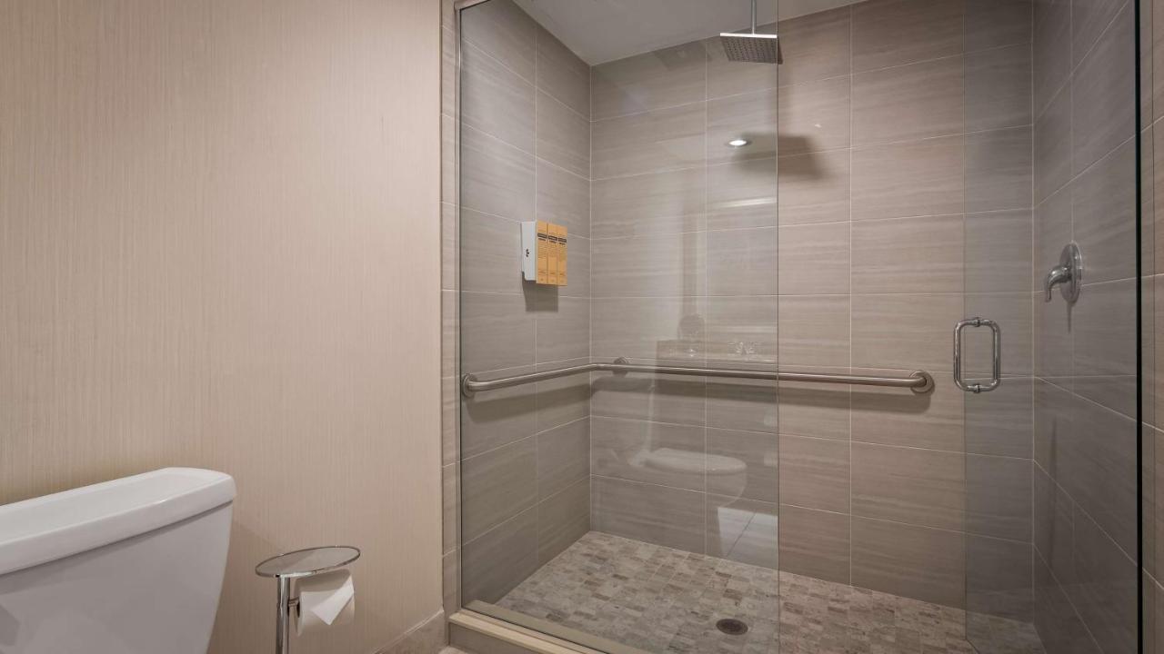 | Best Western Plus Ambassador Suites Venice