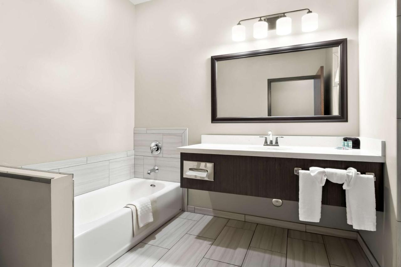 Queen Room with Two Queen Beds and Sofa Bed - Non-Smoking at Best Western Sawtooth Inn & Suites