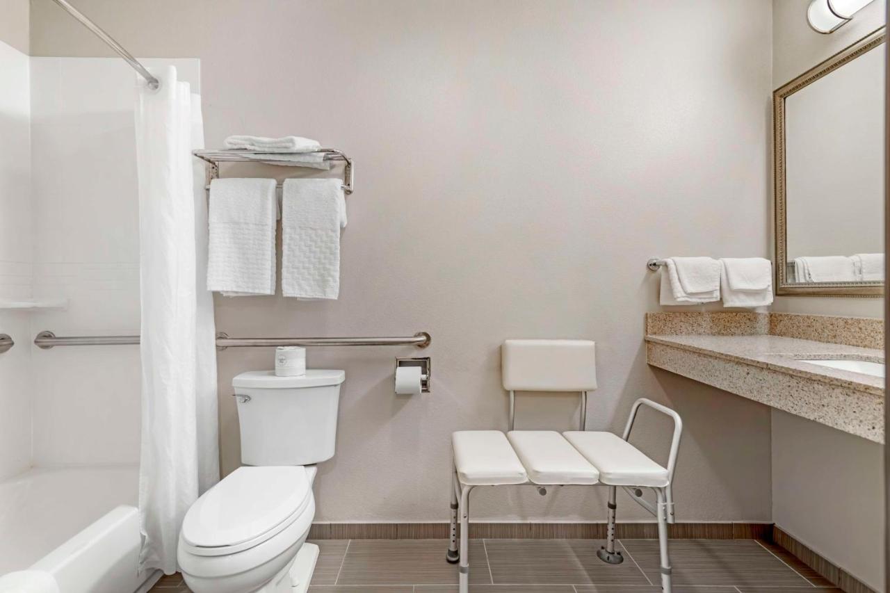 | Best Western York Inn