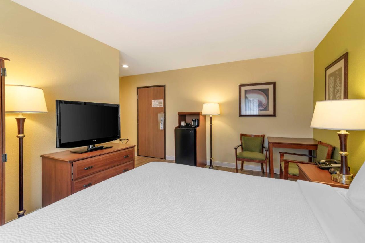 | Best Western York Inn