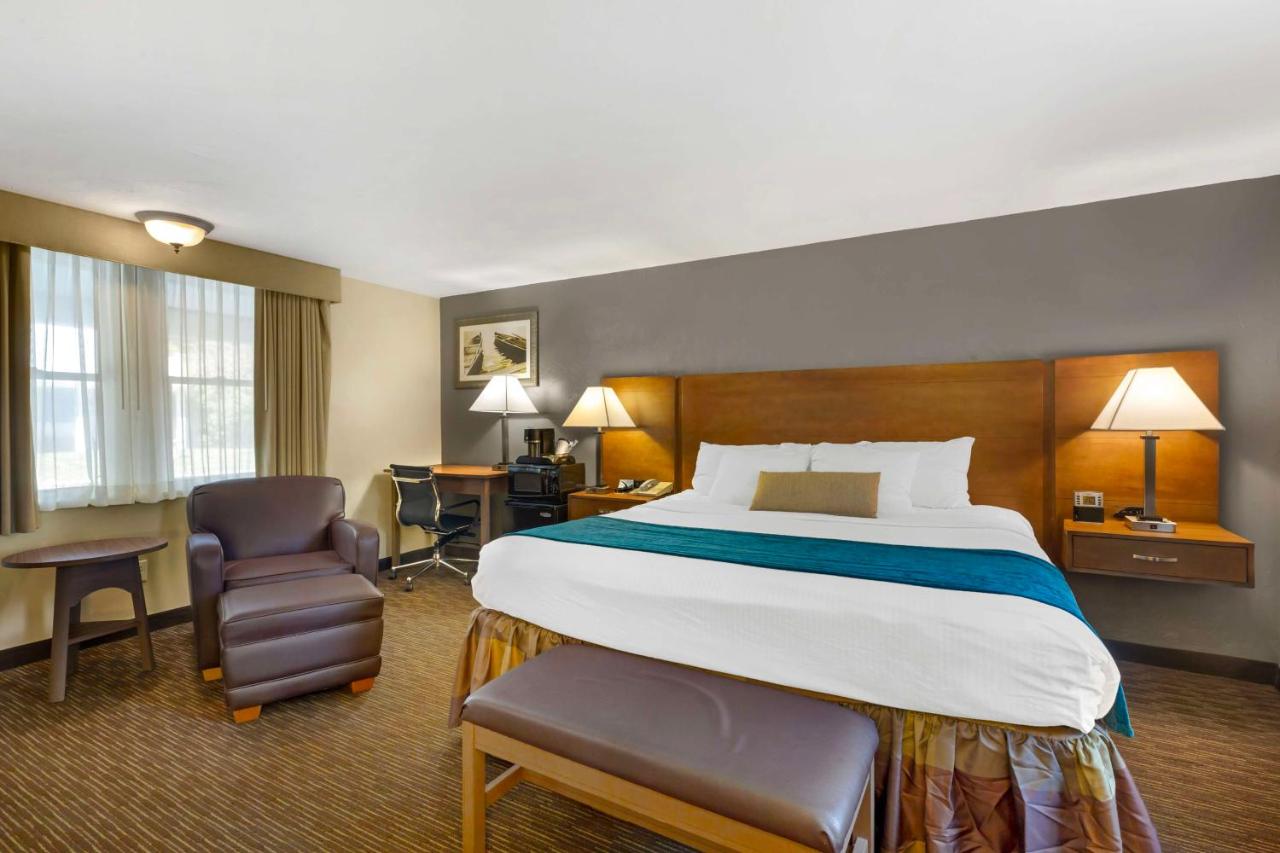 | Best Western Plus Cold Spring