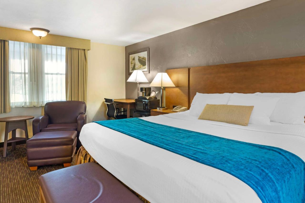 | Best Western Plus Cold Spring