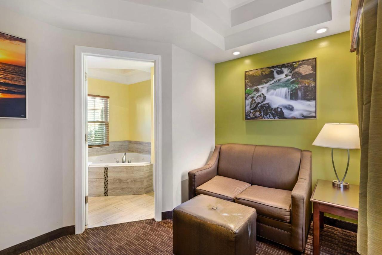 | Best Western Plus Cold Spring