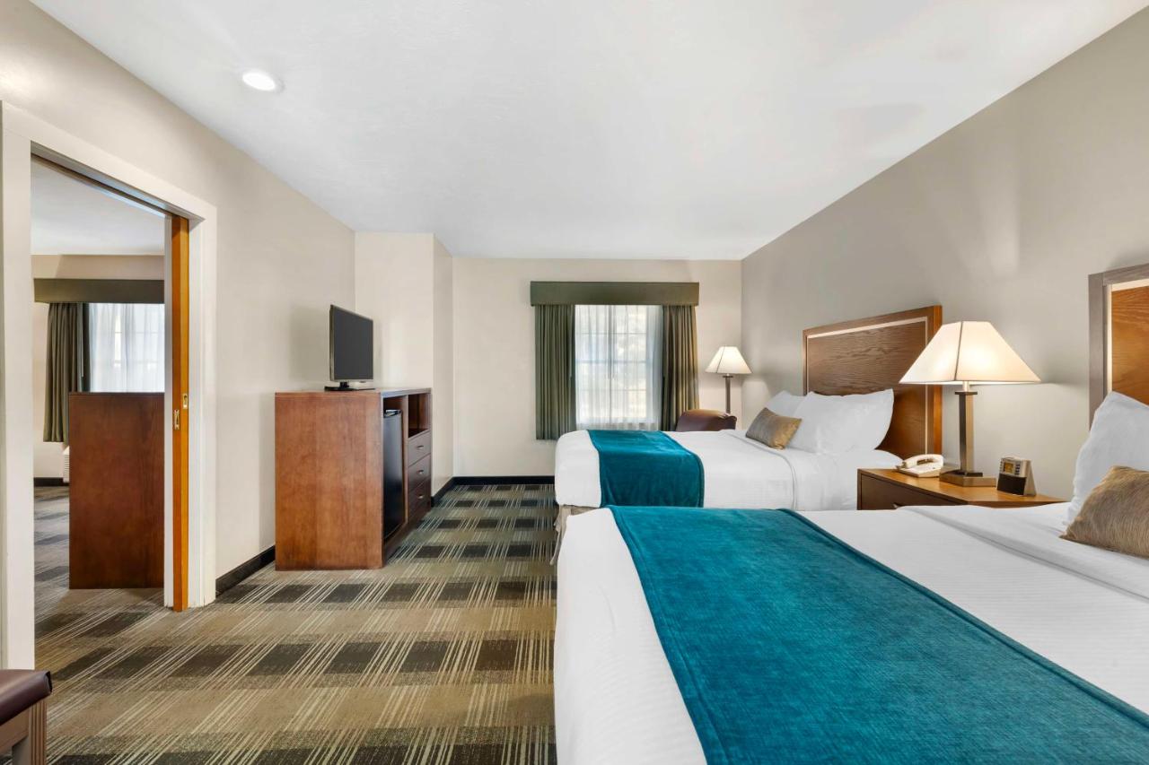 | Best Western Plus Cold Spring