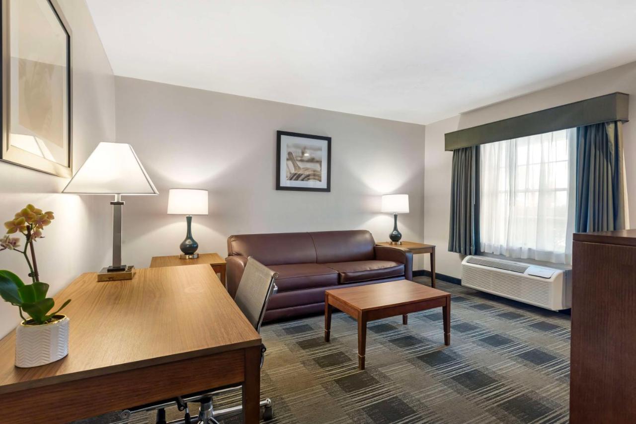 | Best Western Plus Cold Spring