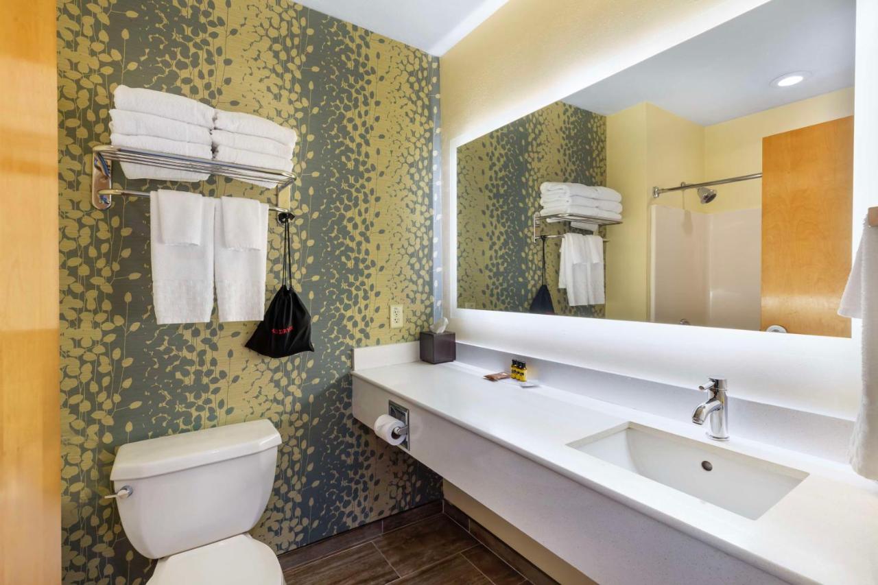 | Best Western Plus Cold Spring