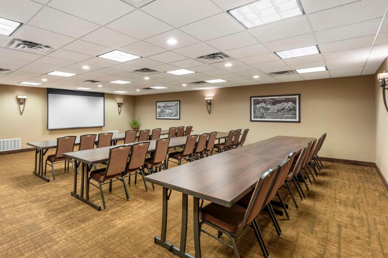 | Best Western Cotton Tree Inn
