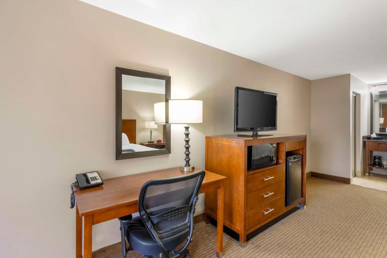 | Best Western Cotton Tree Inn