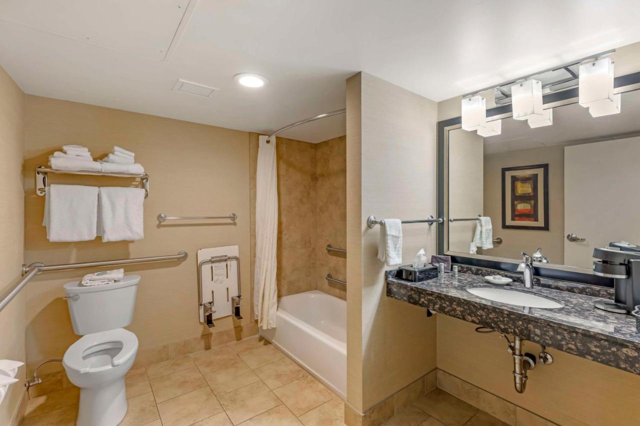 | Best Western Cotton Tree Inn
