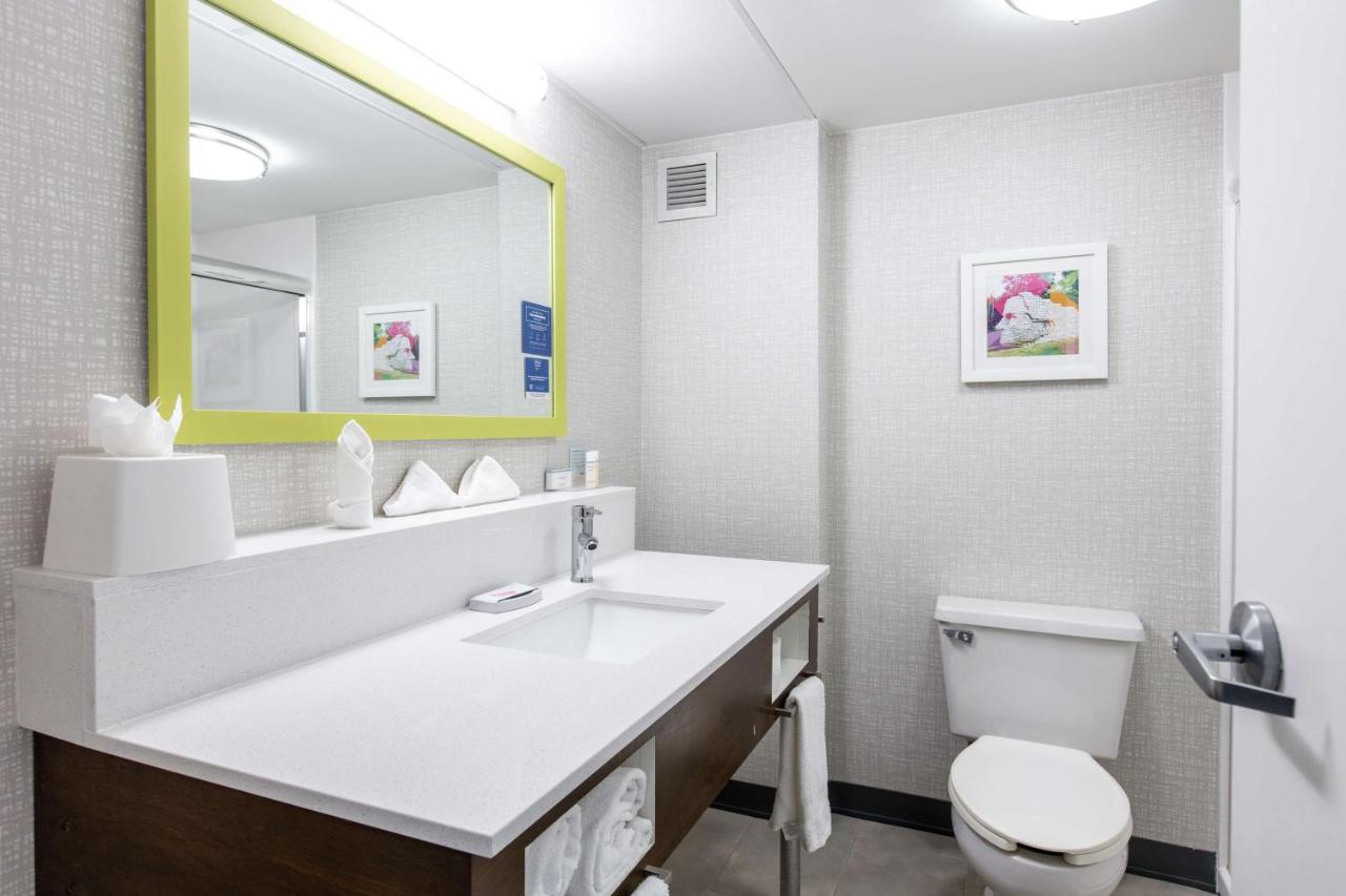 King Room with Sofa Bed - Non-Smoking at Hampton Inn Columbus/Dublin