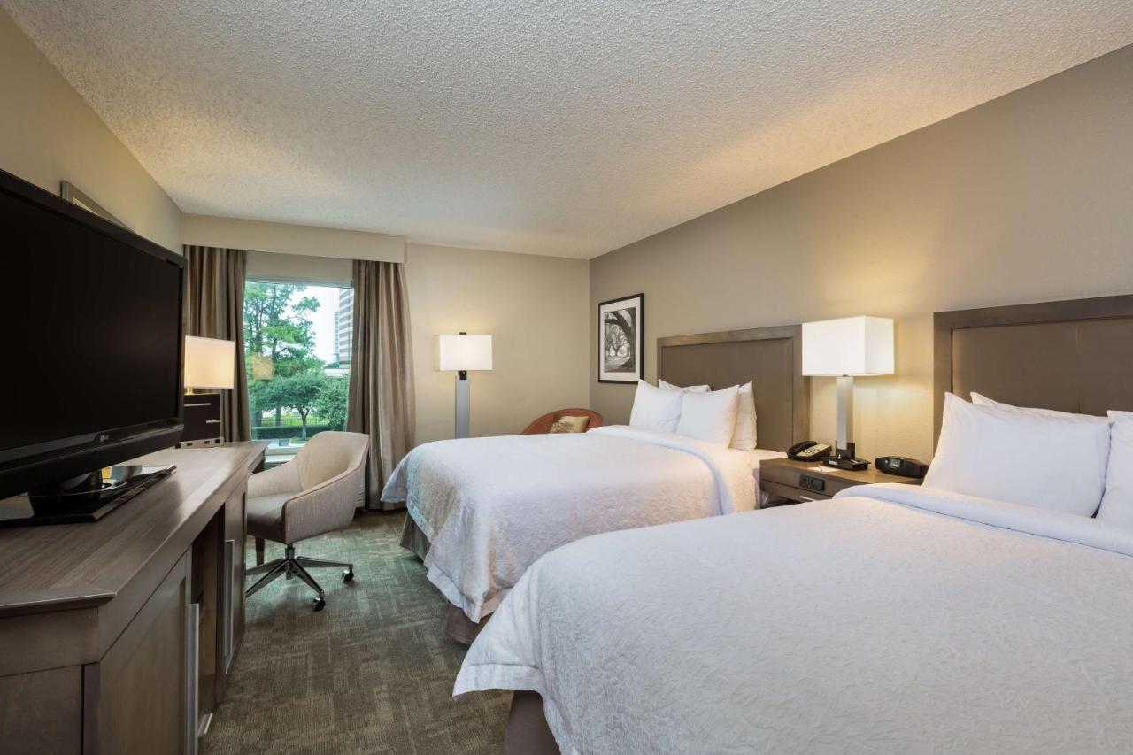 Double Room with Two Double Beds at Hampton Inn Houston-Near The Galleria