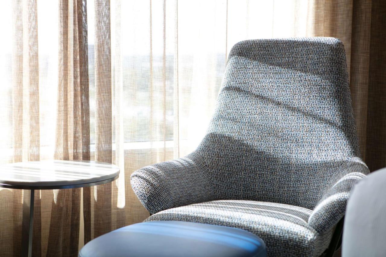 Double Room - Disability Access with Roll-in Shower at Hilton Minneapolis/Bloomington
