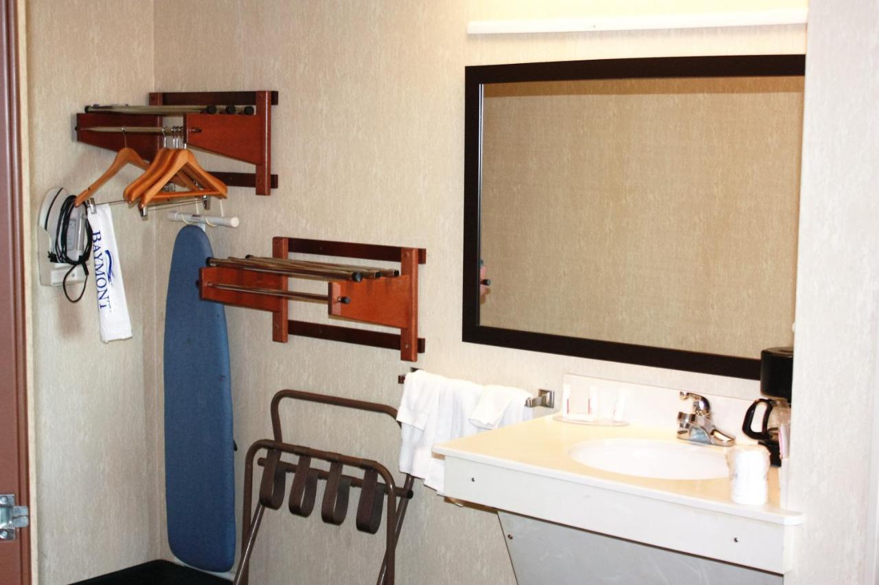 Double Room - Disability Access/Non-Smoking at Baymont by Wyndham Jonesboro