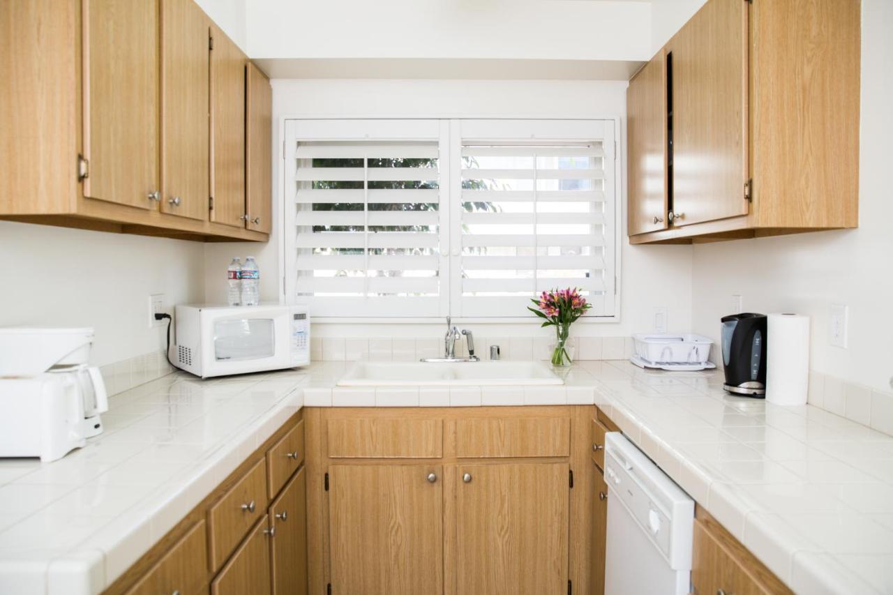 | Venice on the Beach Hotel