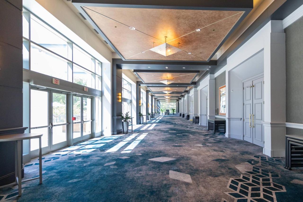 | Bethesda North Marriott Hotel & Conference Center