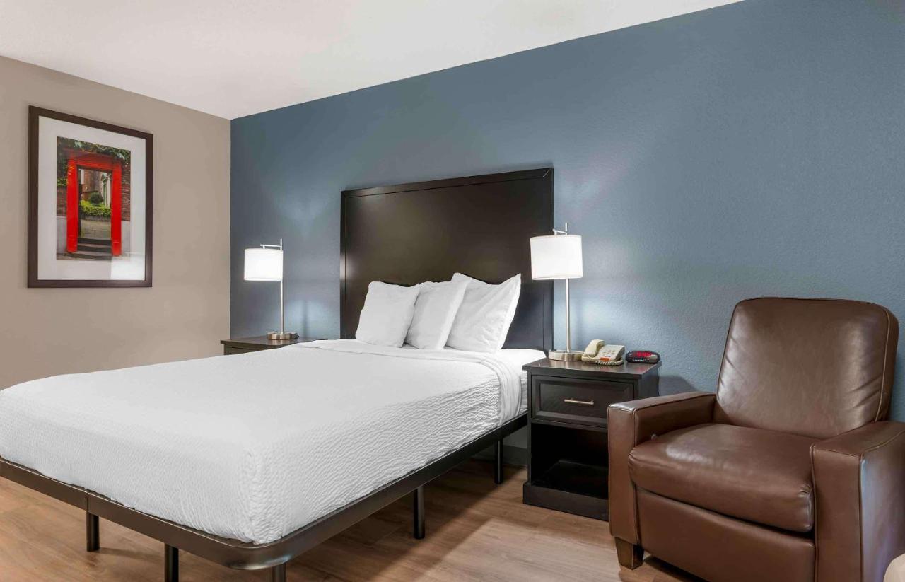 Queen Studio - Non-Smoking at Extended Stay America Suites Fort Wayne South