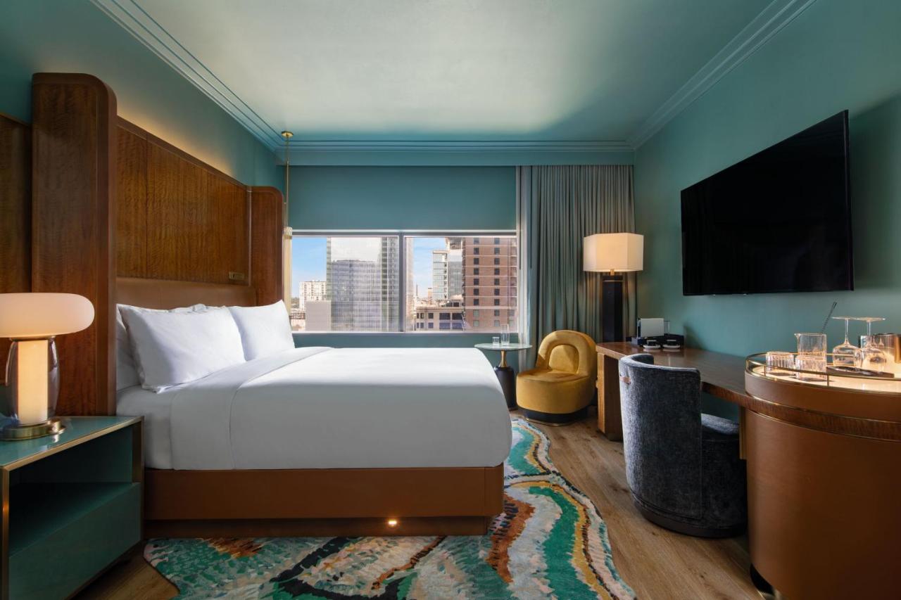 Wonderful Room, Guest room, 1 King at W Austin