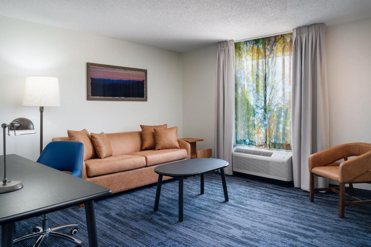 | Fairfield Inn & Suites by Marriott Bessemer