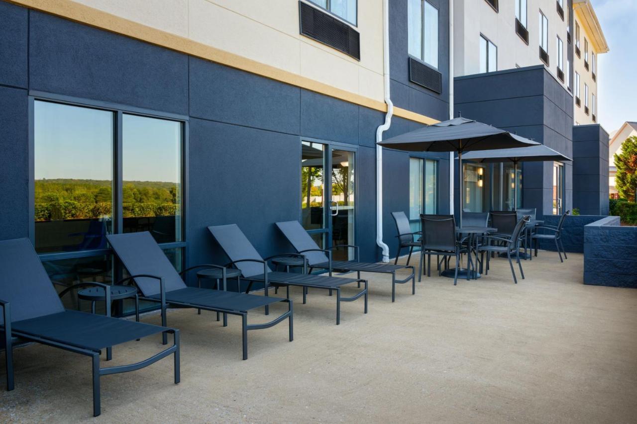 | Fairfield Inn & Suites by Marriott Bessemer