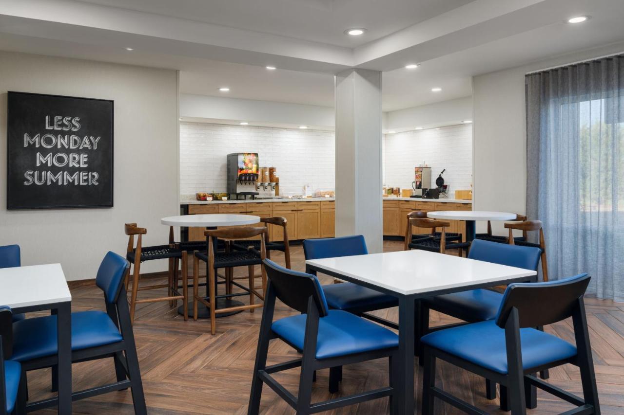 | Fairfield Inn & Suites by Marriott Bessemer