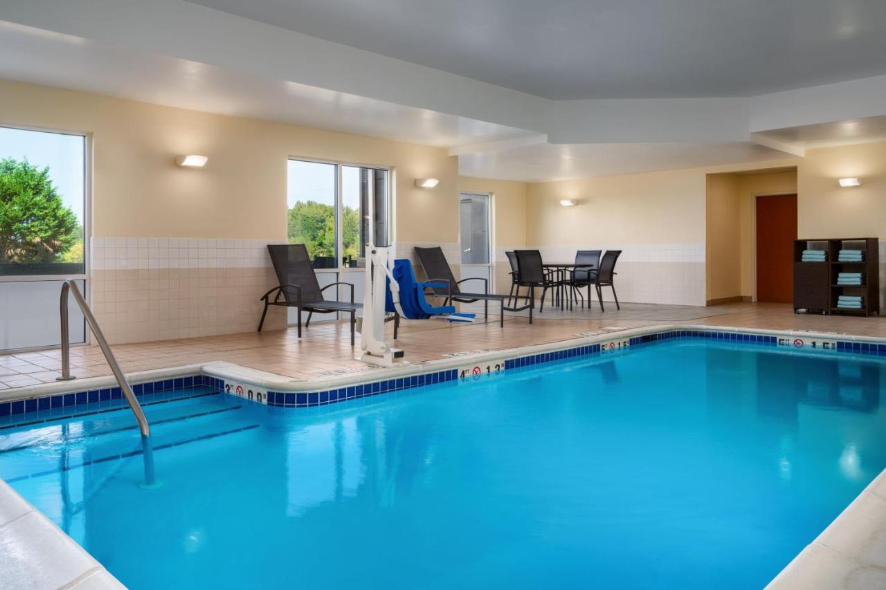 | Fairfield Inn & Suites by Marriott Bessemer