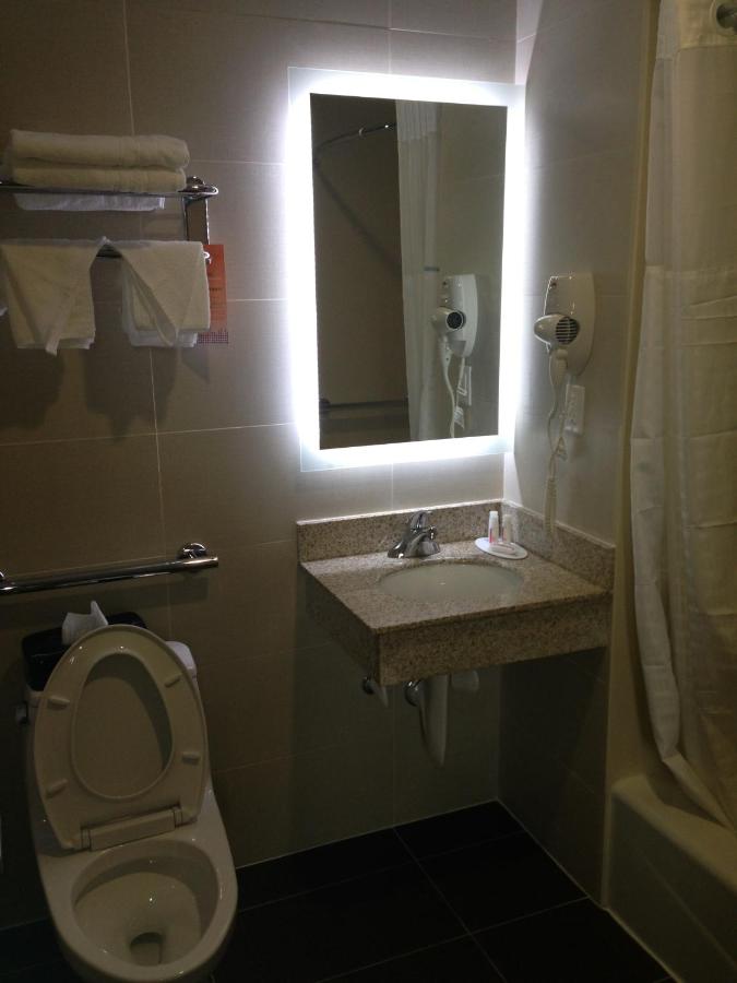 | Rockaway Hotel