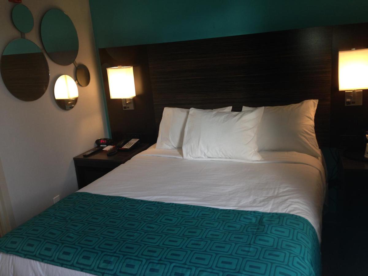 | Rockaway Hotel