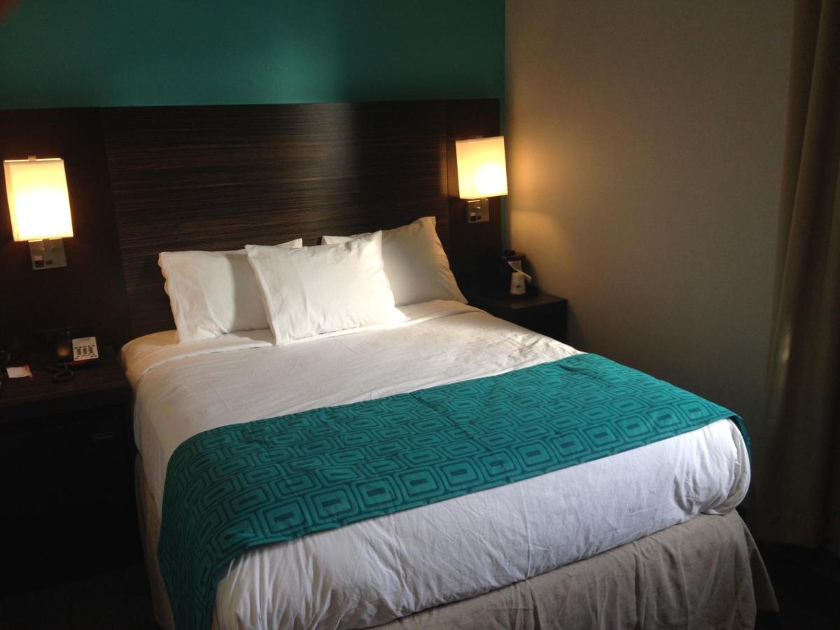 | Rockaway Hotel
