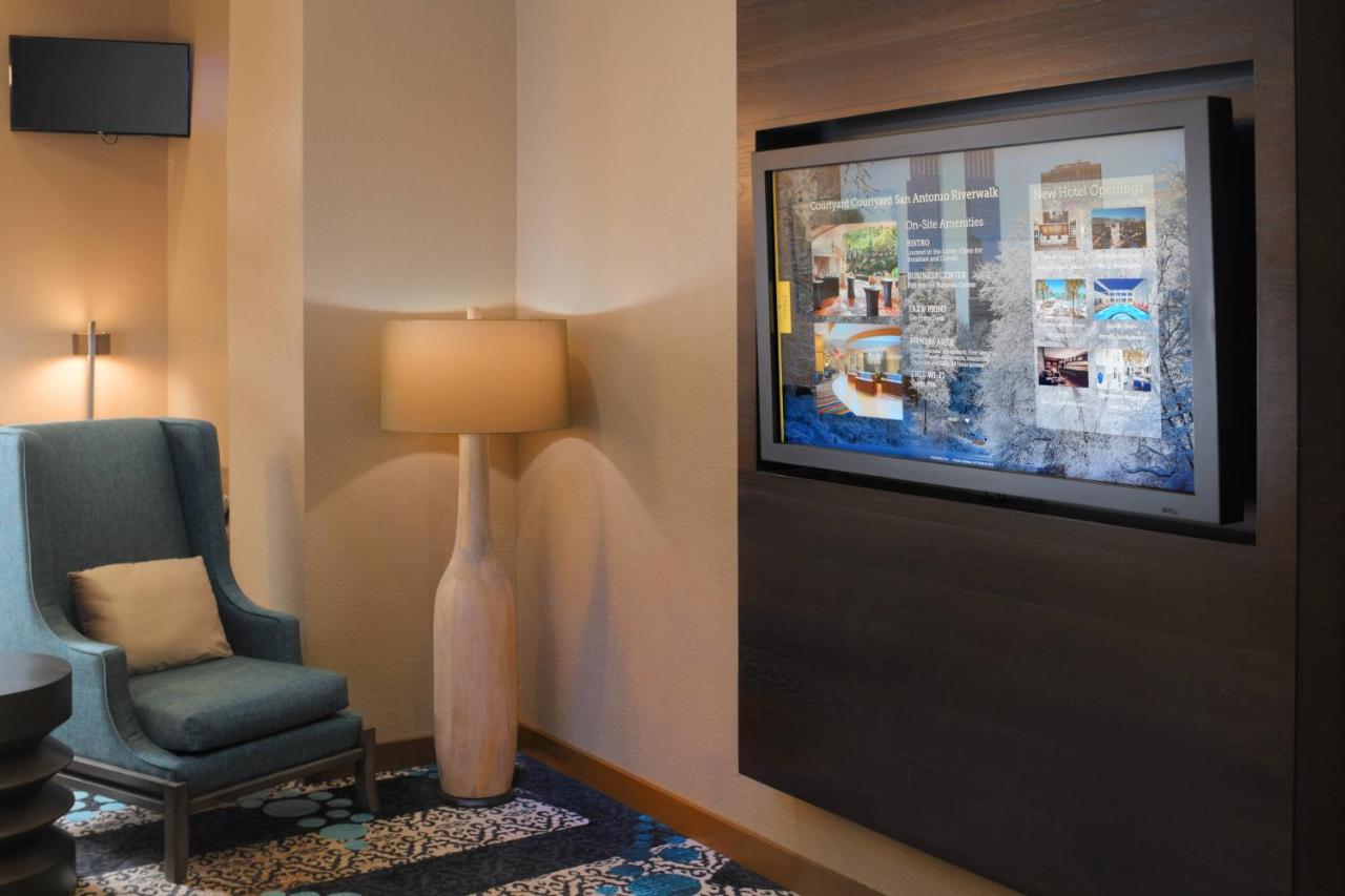  | Courtyard by Marriott San Antonio Riverwalk