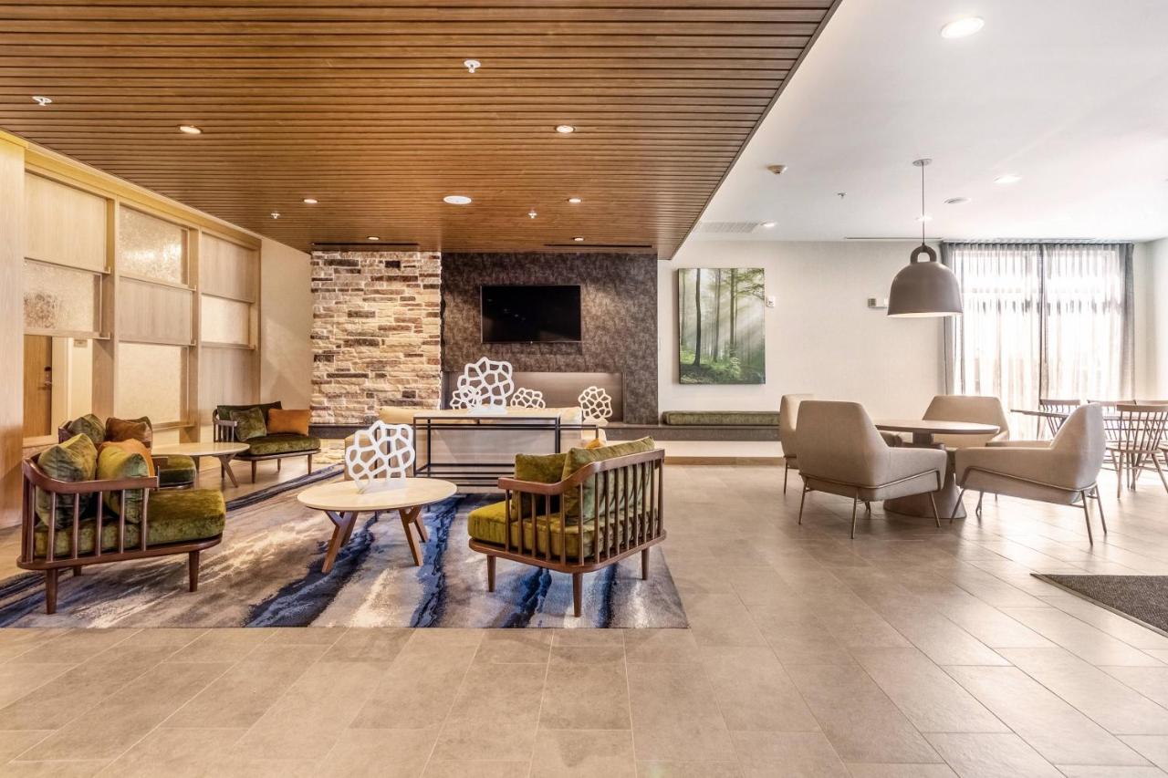 | Fairfield Inn & Suites Dallas Arlington South