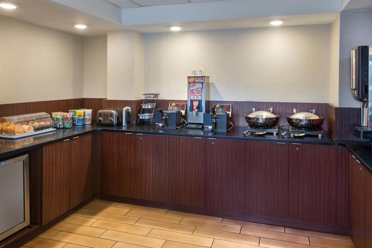  | Fairfield by Marriott Rochester Henrietta/University Area