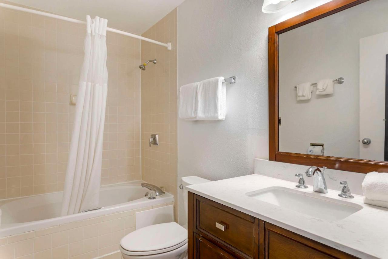 | Quality Inn & Suites St Augustine Beach