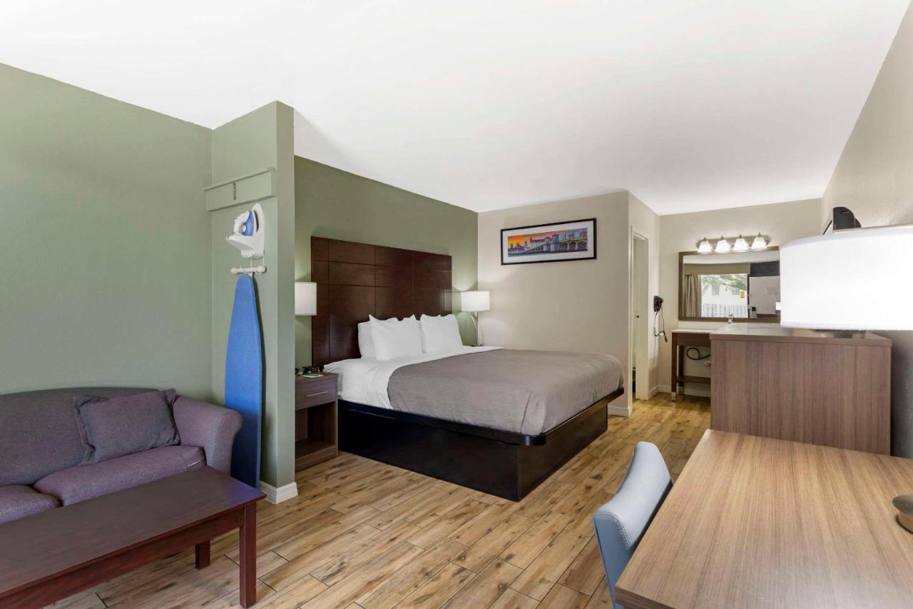 | Quality Inn & Suites St Augustine Beach