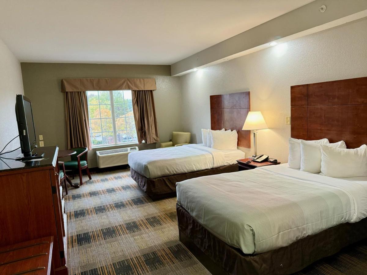 Double Room with Two Double Beds - Non-Smoking at Quality Inn Newnan - Atlanta South